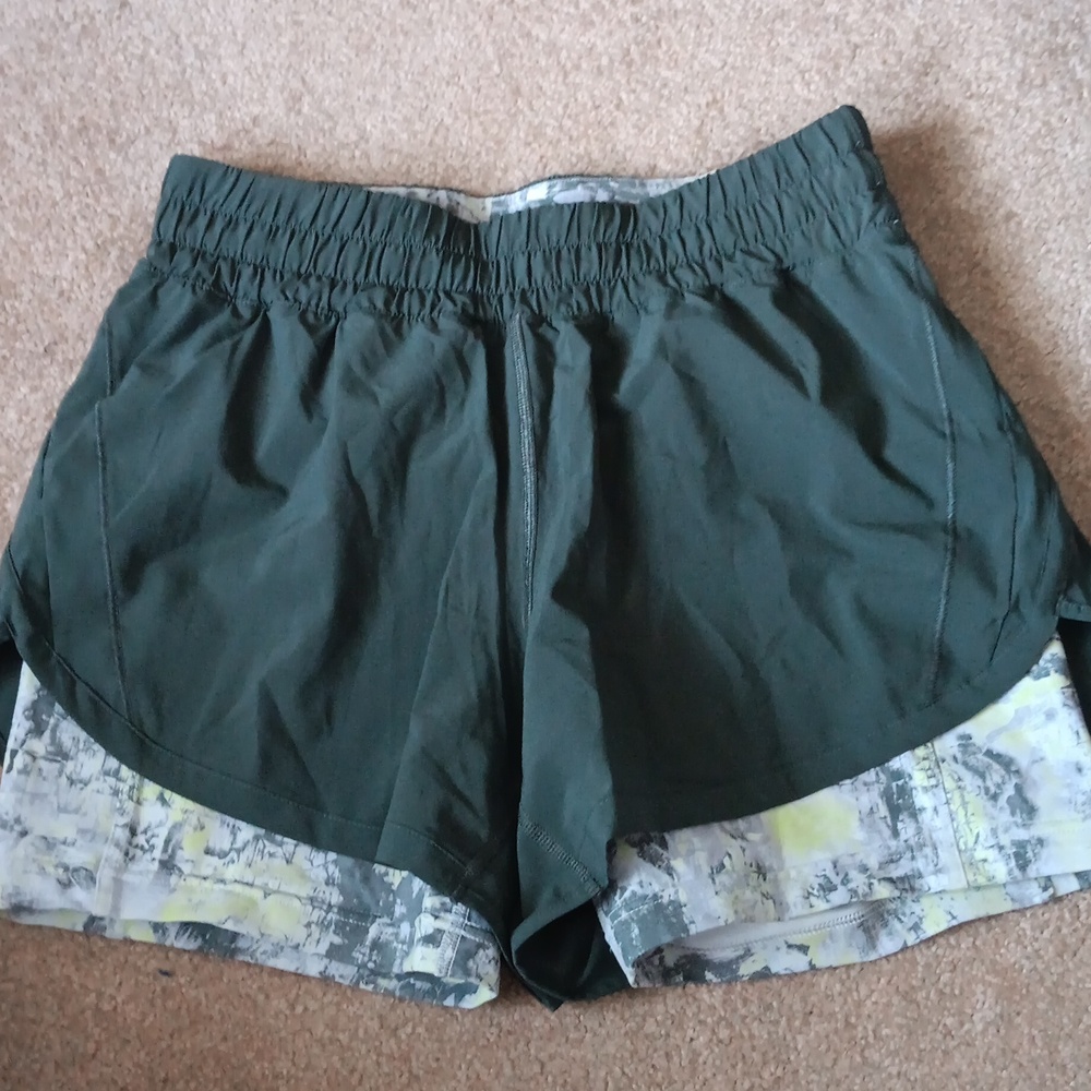 NWOT lululemon Track That 2 in 1 HR short